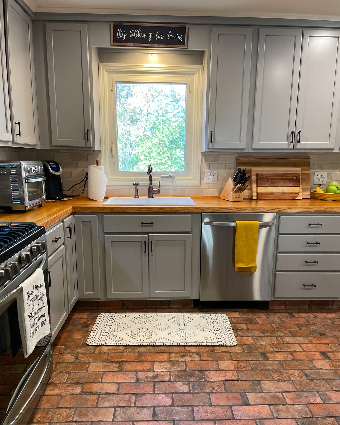 Professional Painting Services: Transform Your Space with Kza Nova Home Remodeling INC